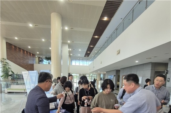 군산 갑오징어, 도시브랜드로 정착 위한 홍보행사 성황