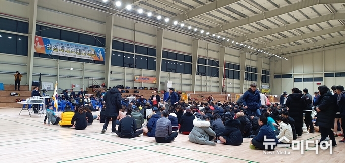 사진 = 2019년 의정부시배드민턴협회 초심자 대회